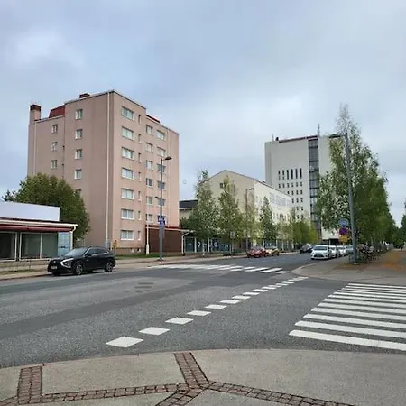 20 - In Centre, Free Parking! * Kemi