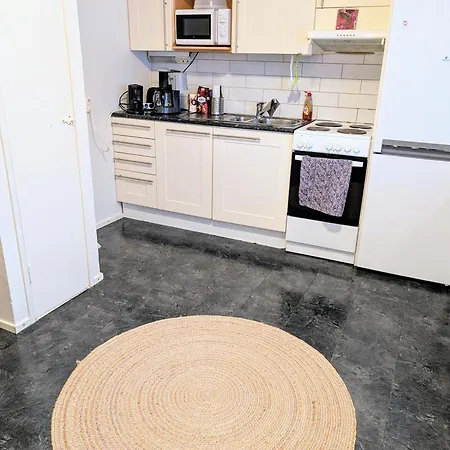 Apartment 20 - In Centre, Free Parking!